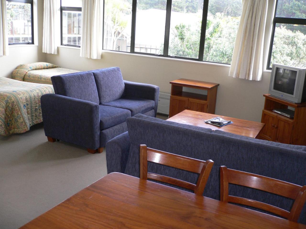 Aotea Lodge Porirua Exterior foto