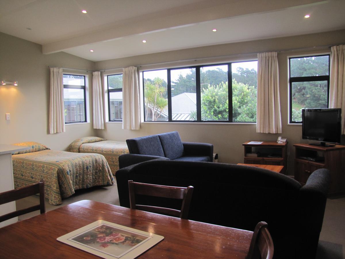 Aotea Lodge Porirua Exterior foto