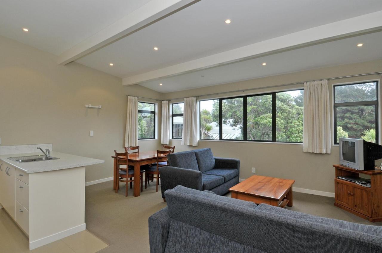 Aotea Lodge Porirua Exterior foto