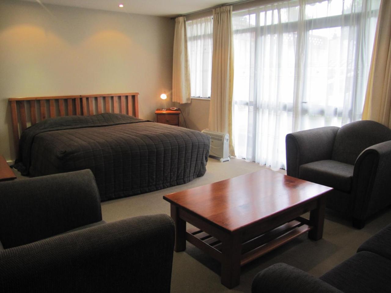Aotea Lodge Porirua Exterior foto